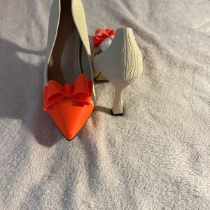 Chic Cream and Orange Bow Heels